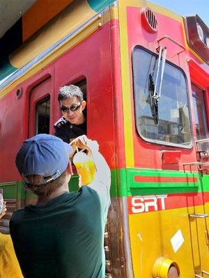 Ausflug zum Damnoen Saduak Floating Market + Maeklong Train Market