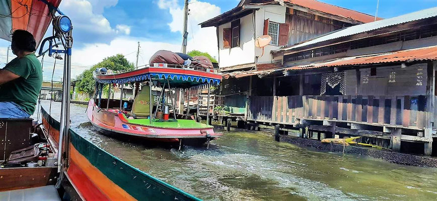 Tagestour zum Damnoen Saduak Floating Market + Maeklong Zugmarkt