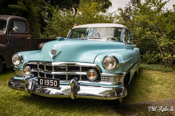 Vintage Cars & Bikes Steinfort