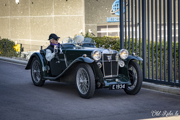 LOF Oldtimer Breakfast by Retromobile