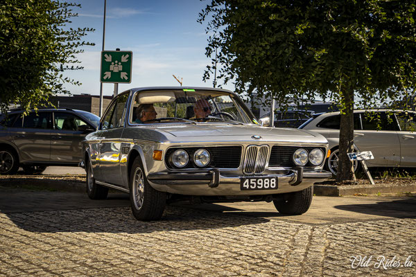 LOF Oldtimer Breakfast by Retromobile