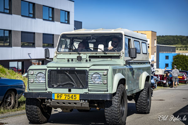 LOF Oldtimer Breakfast by Retromobile