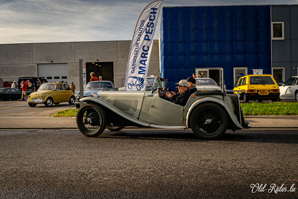 Lof Oldtimer Breakfast by Marc Pesch