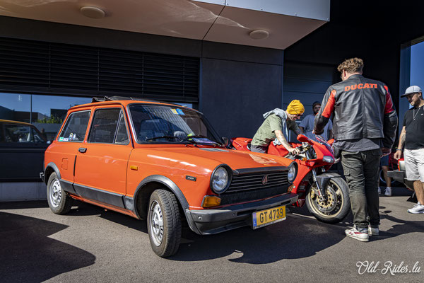 LOF Oldtimer Breakfast by Retromobile