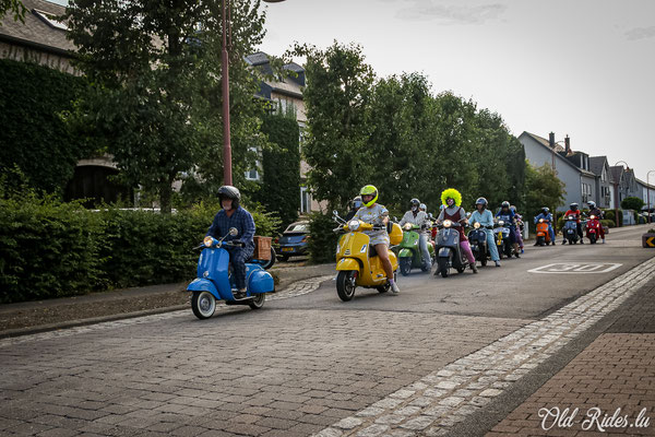 Pijamatour Vespa Club Roude Léiw