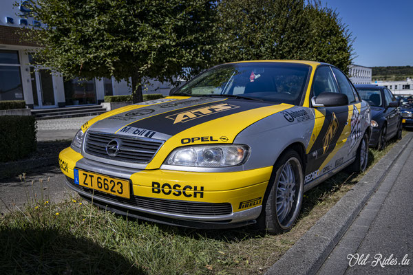 LOF Oldtimer Breakfast by Retromobile