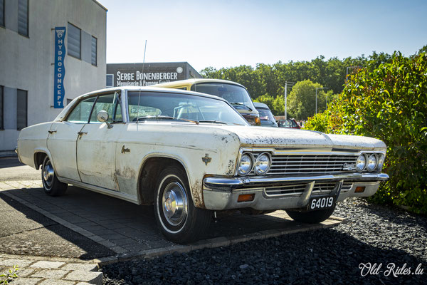LOF Oldtimer Breakfast by Retromobile