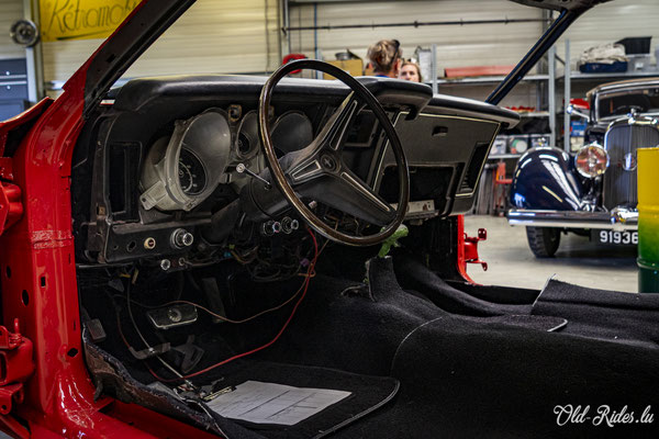 LOF Oldtimer Breakfast by Retromobile