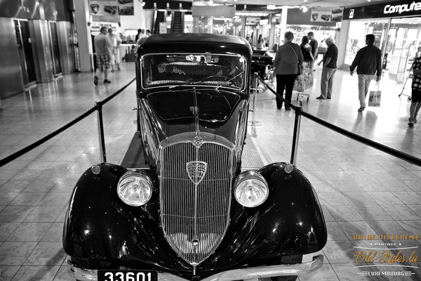 Exposition Peugeot Classic Club Luxembourg Belle Etoile