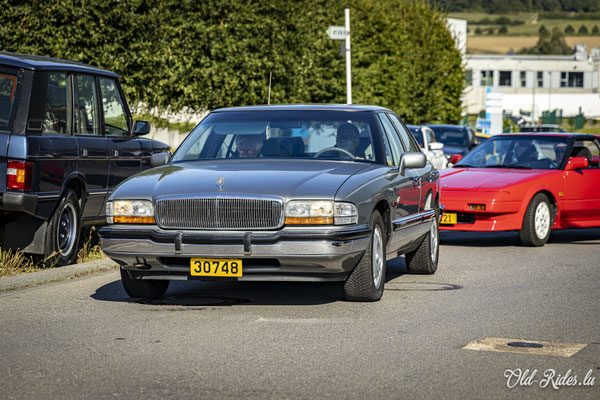 LOF Oldtimer Breakfast by Retromobile