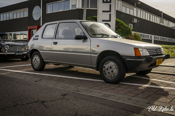 LOF Oldtimer Breakfast by Lettrage Langehegermann 