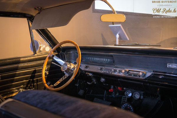 Nostalgia Cars Dubai