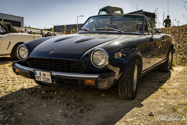 LOF Oldtimer Breakfast by Retromobile