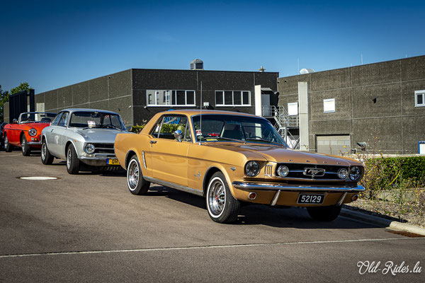 LOF Oldtimer Breakfast by Retromobile