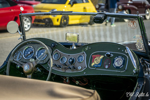 LOF Oldtimer Breakfast by Marc Pesch