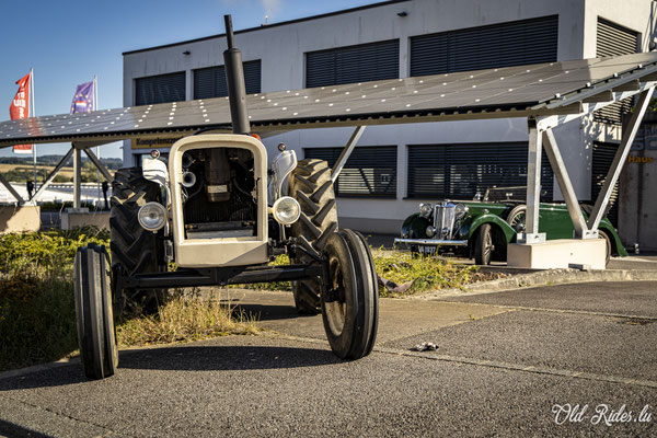 LOF Oldtimer Breakfast by Retromobile