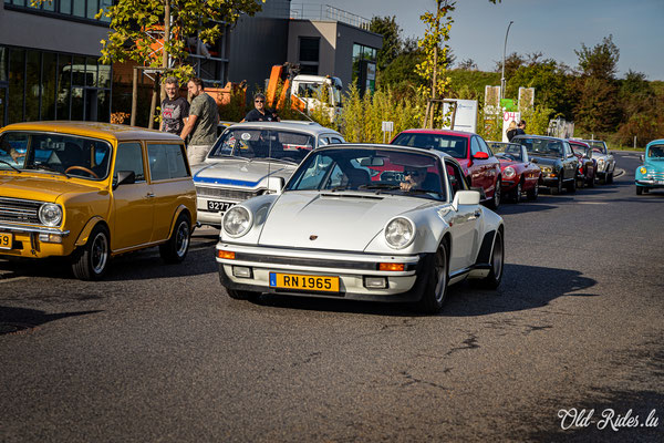 Lof Oldtimer Breakfast by Marc Pesch