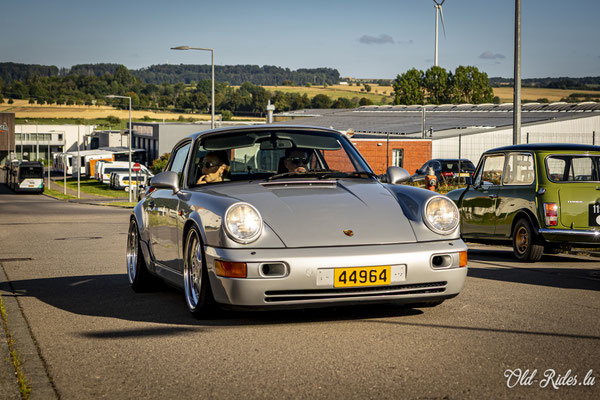 LOF Oldtimer Breakfast by Retromobile