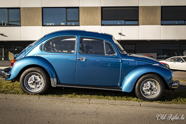 LOF Oldtimer Breakfast by Retromobile