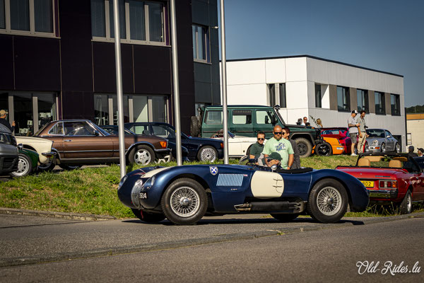 LOF Oldtimer Breakfast by Retromobile