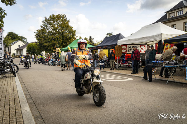 Vintage Cars & Bikes Steinfort