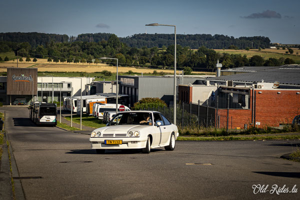 LOF Oldtimer Breakfast by Retromobile