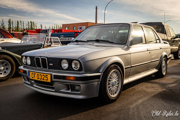 Lof Oldtimer Breakfast by Marc Pesch