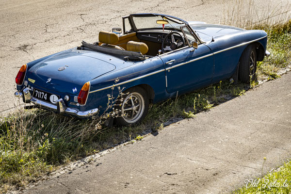 LOF Oldtimer Breakfast by Retromobile