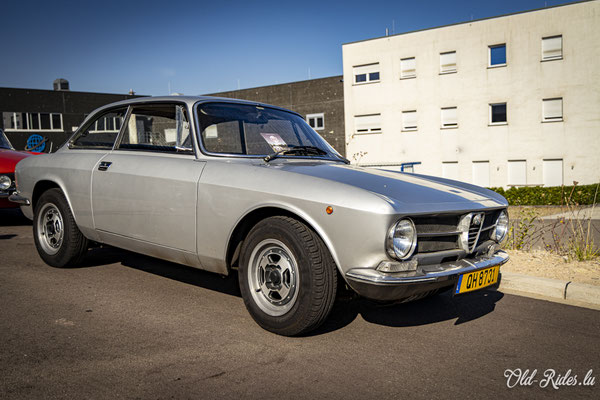 LOF Oldtimer Breakfast by Retromobile