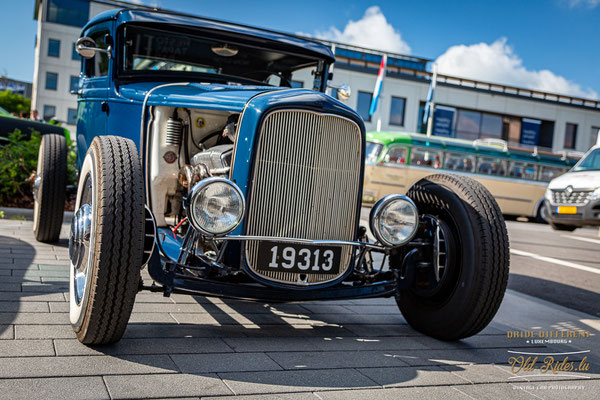 Lof Oldtimer Breakfast Raiffeisen