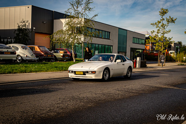 Lof Oldtimer Breakfast by Marc Pesch