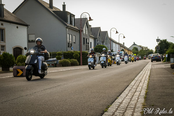 Pijamatour Vespa Club Roude Léiw