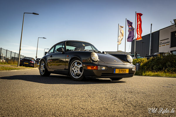 LOF Oldtimer Breakfast by Retromobile