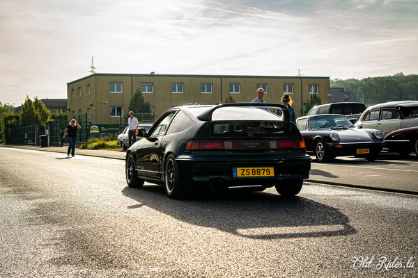 Lof Oldtimer Breakfast by Marc Pesch