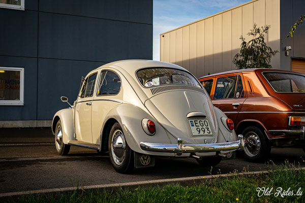 Lof Oldtimer Breakfast by Marc Pesch