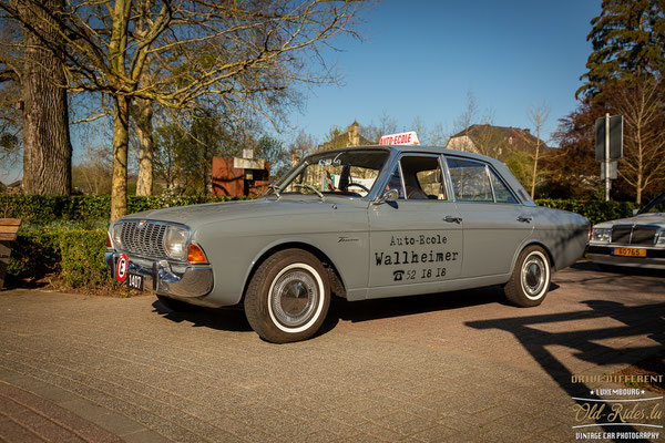 Lof Oldtimer Breakfast Pavillon am Brill Mamer