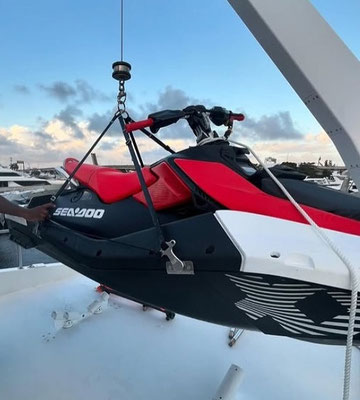 Seadoo Spark Trixx Lifting Sling www.superyachtmarinestore.com