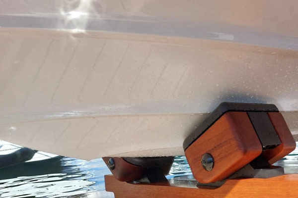 Universal Tender Chocks product photo