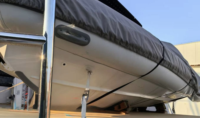 Universal Tender Chocks ©www.superyachtmarinestore.com