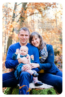 Neugeborenenfotos Homestory Lifestyle Fotografie Reportage Familienfotografie Photography Zwickau Hebamme Lichtbildkuenstlerei Rettke Hochzeit Kinderbilder Geschwisterfotos Chemnitz Zittau Erfurt Jena Leipzig Dresden Bautzen Newborn Baby Schwangerschaft