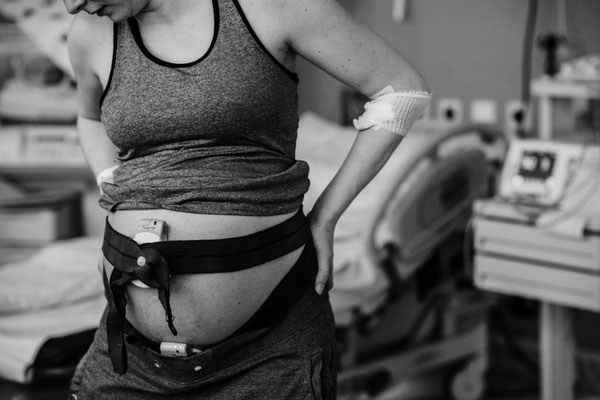 Geburtsfotograf, Geburtsdoku, Hausgeburt, Wochenbettfotografie, 48 fresh, Klinik Krankenhaus Zwickau, Zittau, Chemnitz, Erzgebirge, Hebamme 