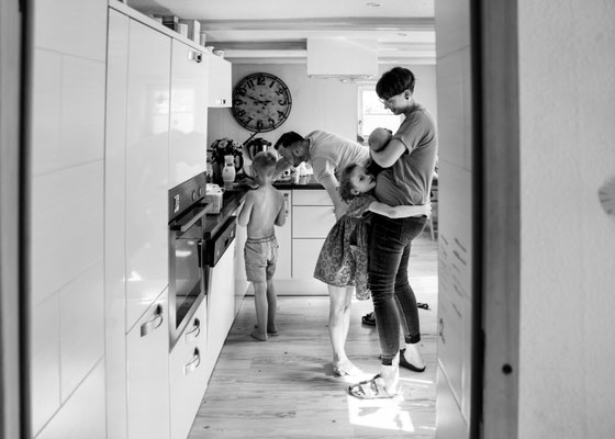 Reportagefotografie, fresh48, 48fresh, Wochenbett, Wochenbettfotografie-Geburtsfotografie-Homestory-dokumentarische-Fotos-Zittau-Chemnitz-Erzgebirge 