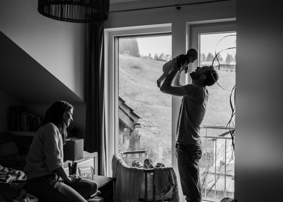 Reportagefotografie-48fresh-Wochenbett-Wochenbettfotografie-Geburtsfotografie-Homestory-dokumentarische-Fotos-Zwickau-Zittau-Chemnitz-Erzgebirge 