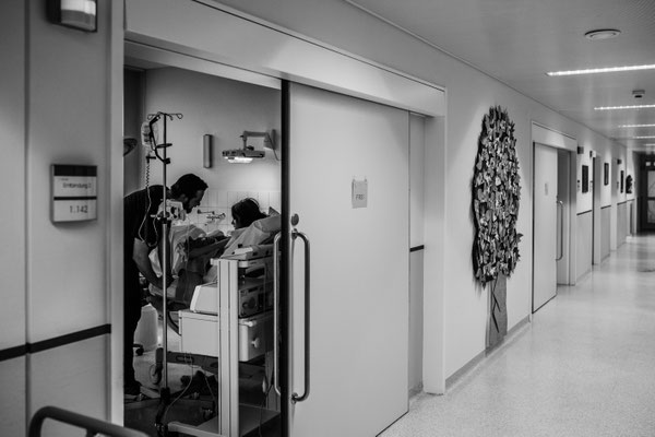 Geburtsfotograf, Geburtsdoku, Hausgeburt, Wochenbettfotografie, 48 fresh, Klinik Krankenhaus Zwickau, Zittau, Chemnitz, Erzgebirge, Hebamme 