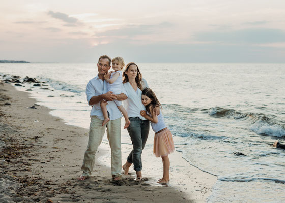 Familienfotos,Geschwisterbilder,Zwickau,Chemnitz,Gera,Familienfotograf,Lichtbildkuenstlerei,Fotografie,Babyshooting,Familienshooting