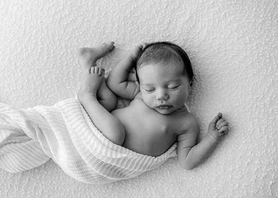 babybauchshooting,familienshooting,babyfotos,neugeborenenshooting,Zwickau,chemnitz,leipzig,authentisch,Schwangerschaftsfoto,familienfotograf