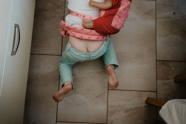 Reportagefotografie-fresh48-Wochenbett-Wochenbettfotografie-Geburtsfotografie-Homestory-dokumentarische-Fotos-Zwickau-Zittau-Chemnitz-Erzgebirge 