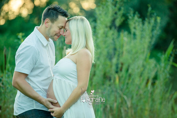 Neugeborenenfotos Homestory Lifestyle Fotografie Reportage Familienfotografie Photography Zwickau Hebamme Lichtbildkuenstlerei Rettke Hochzeit Kinderbilder Geschwisterfotos Chemnitz Zittau Erfurt Jena Leipzig Dresden Bautzen Newborn Baby Schwangerschaft
