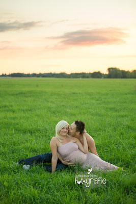 Neugeborenenfotos Homestory Lifestyle Fotografie Reportage Familienfotografie Photography Zwickau Hebamme Lichtbildkuenstlerei Rettke Hochzeit Kinderbilder Geschwisterfotos Chemnitz Zittau Erfurt Jena Leipzig Dresden Bautzen Newborn Baby Schwangerschaft