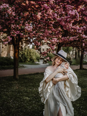 Familienfotos-Babyfoto-Fotograf-Zwickau-Chemnitz-Leipzig-Fotostudio-Neugeborenenshooting-Loftstudio-Newborn